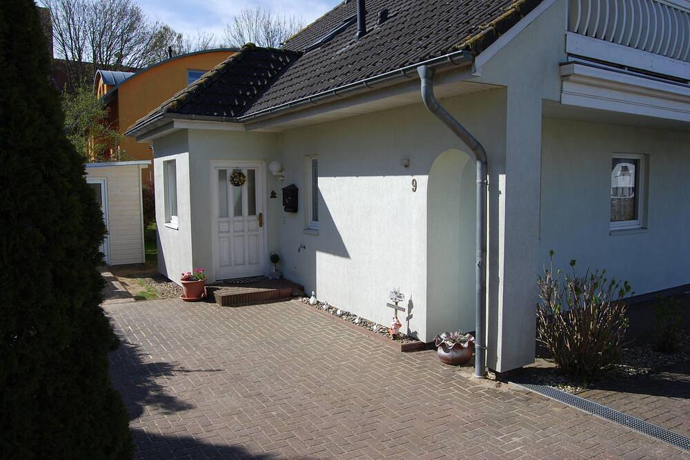 Entire apartment, Whg. 4 Sonnige Ferienwohnung im Ostseebad Göhren in Göhren, Ruegen
