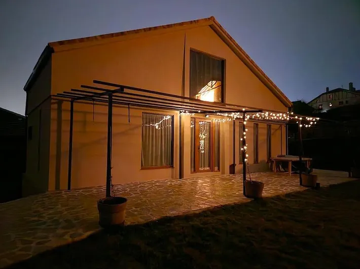 Casa rural para 6 personas, con piscina además de vistas y jardín - 1
