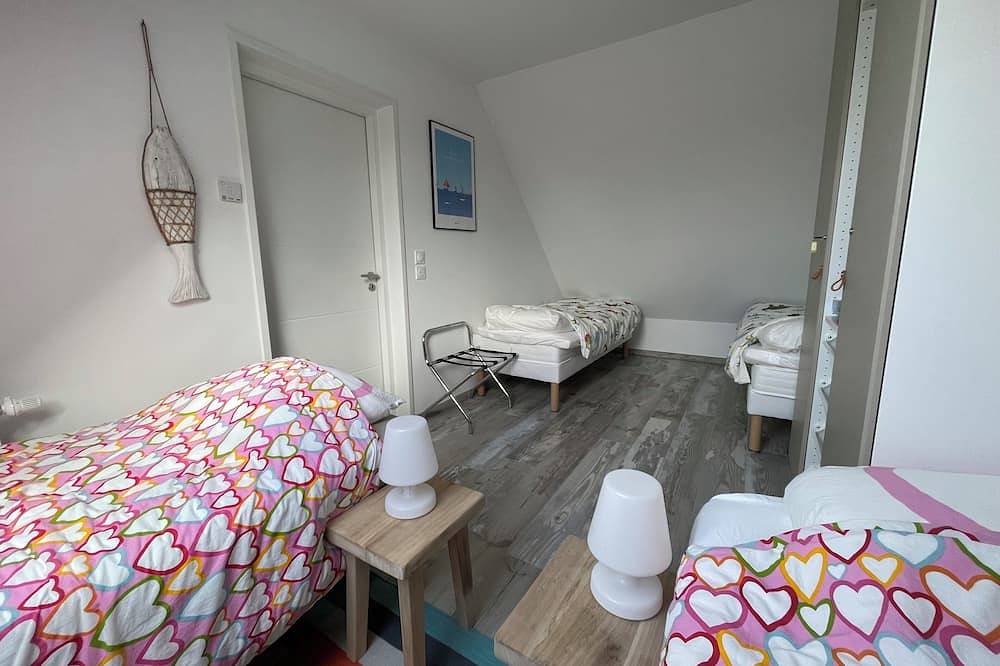 Villa 850 m from the sea with countryside view + Wall Box for electric vehicle in Wissant, Boulogne-sur-Mer und Umgebung