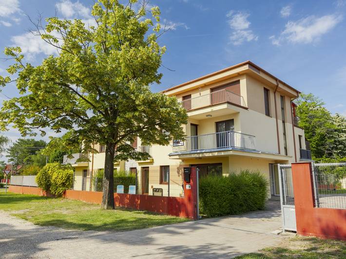 Ferienwohnung für 4 Personen, mit Terrasse und Garten in Zamardi - 2