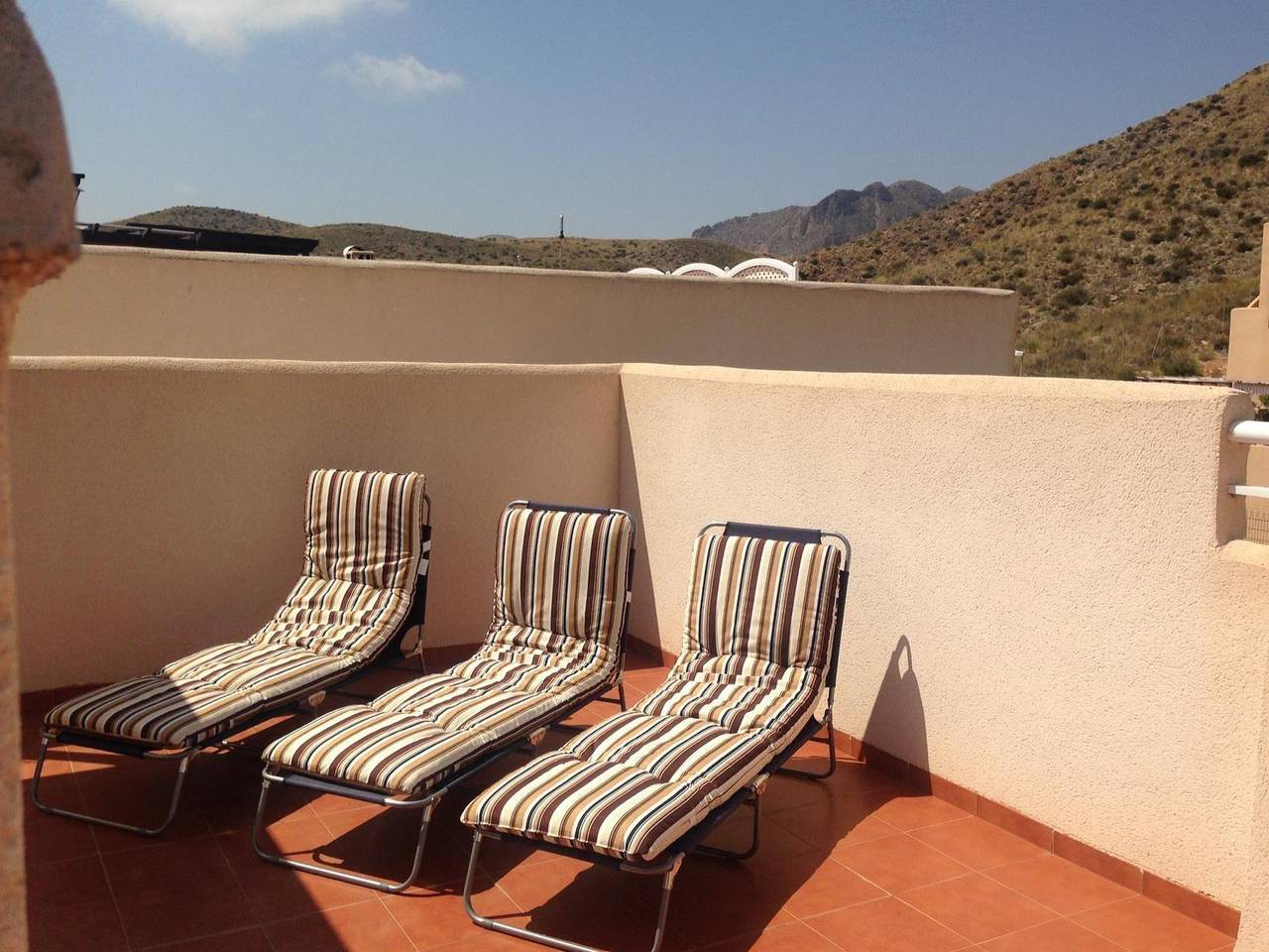 Apartamento vacacional entero, Apartamento con terraza en la azotea in El Pinar de San Gines, Cartagena