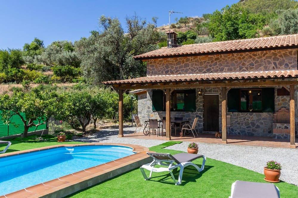 Cortijo con encanto entre naranjos in Cónchar, Provincia de Granada