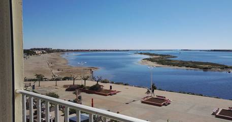 Gîte pour 4 personnes, avec balcon, animaux acceptés dans Port de Gruissan