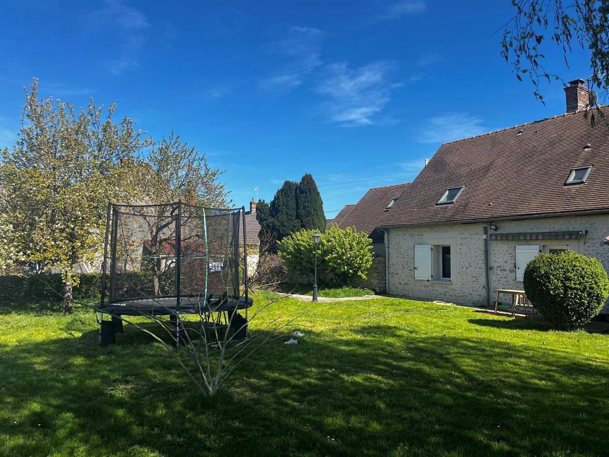 Six-Bedroom House in Cravant (Loiret), Vallée de la Loire