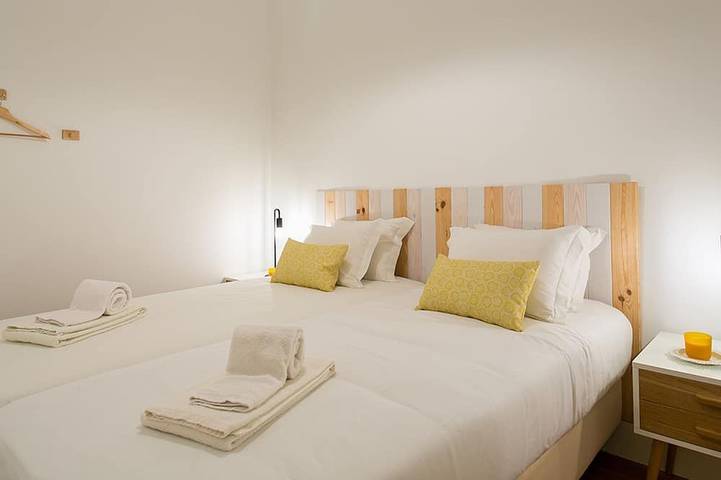 Ganze Wohnung, Cozy 3Bdr Apartment in Estrela by LovelyStay in Estrela, Costa de Lisboa