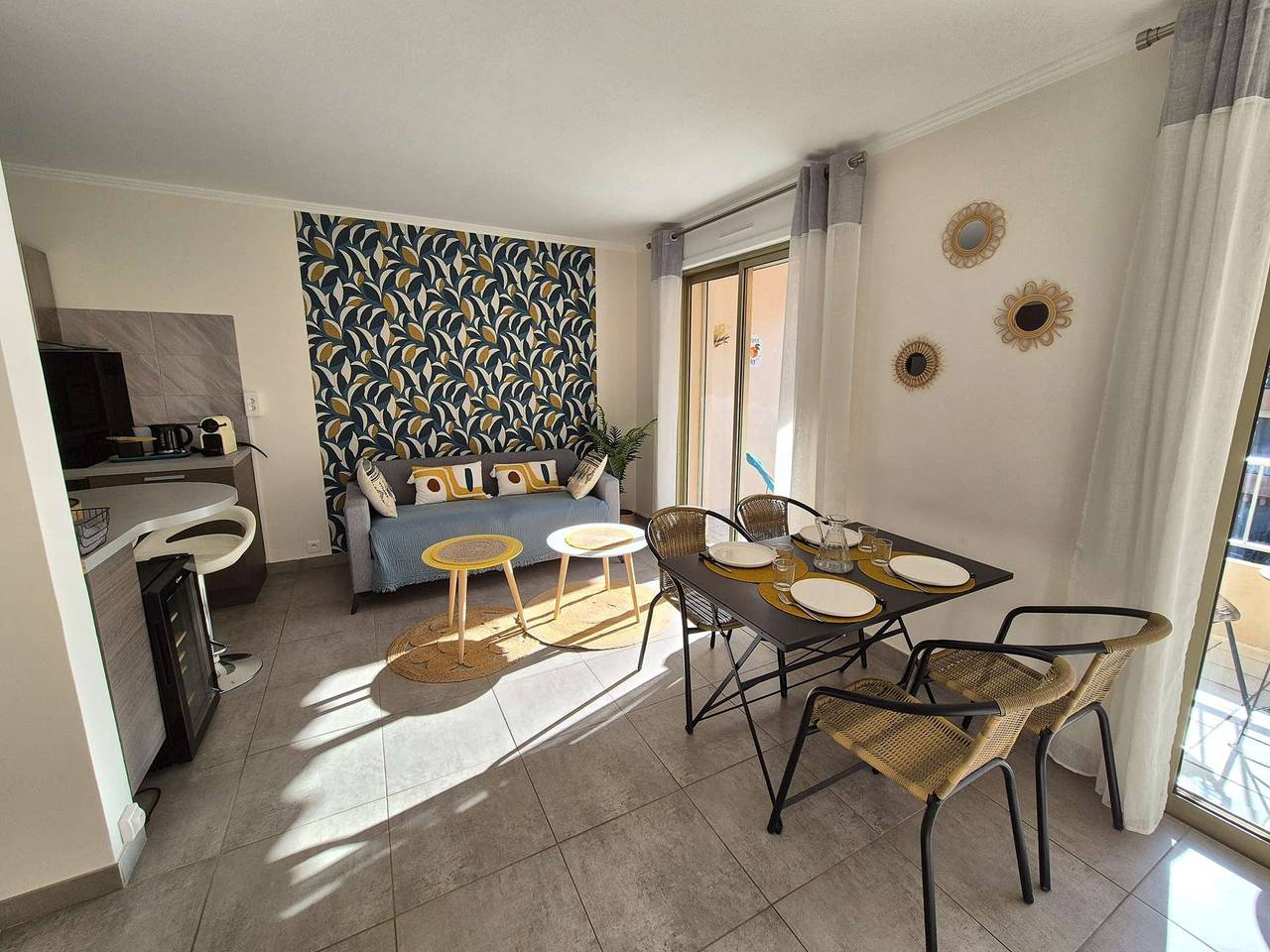 Studio entier, Sanary, 3 couchages, climatisation, tout à pied in Sanary-sur-Mer, Côte méditerranéenne (France)
