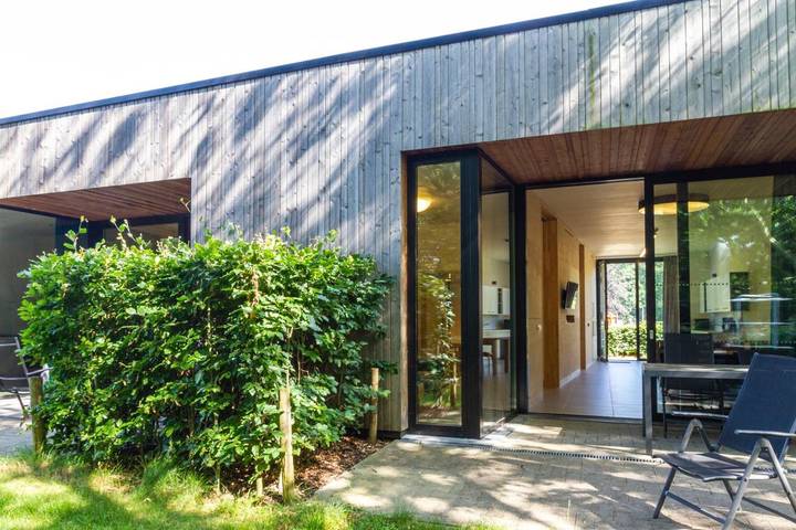 Location de vacances pour 4 personnes, avec Terrasse ainsi que Jardin et Vue à Brasschaat
