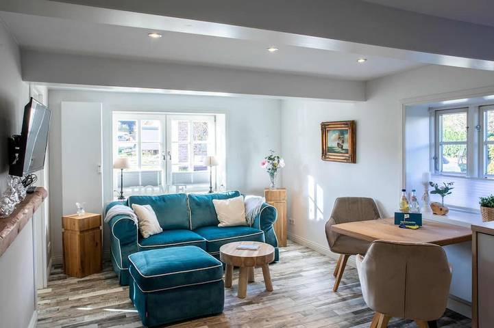 Ferienwohnung für 2 Personen, mit Garten und Terrasse in Oevenum