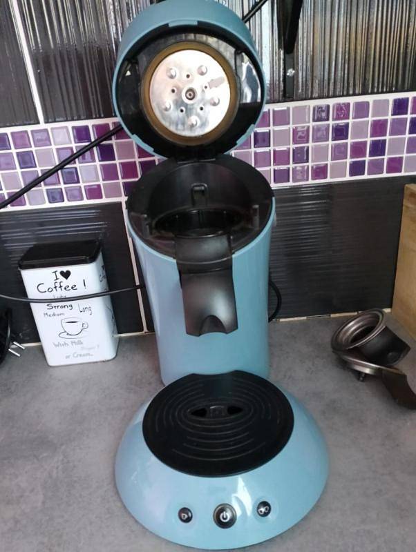 Gîte pour 2 personnes, avec terrasse ainsi que jardin et piscine à Régusse - 2