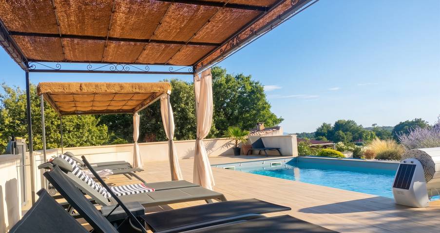 Maison familiale spacieuse avec piscine à Vagnas in Vagnas, Ardèche