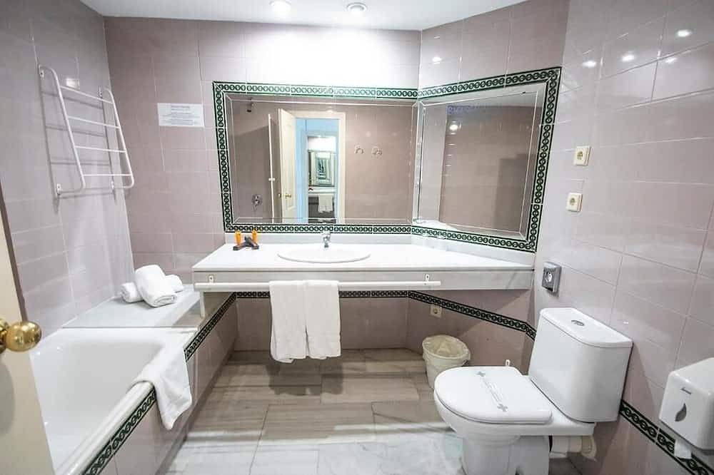 . in Mairena del Aljarafe, Sevilla Province