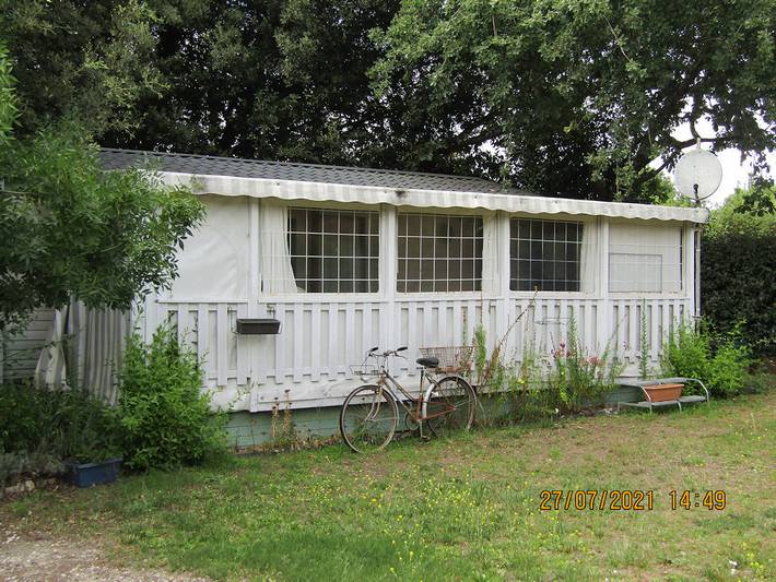 Camping pour 4 personnes, avec terrasse en Charente-Maritime - 2