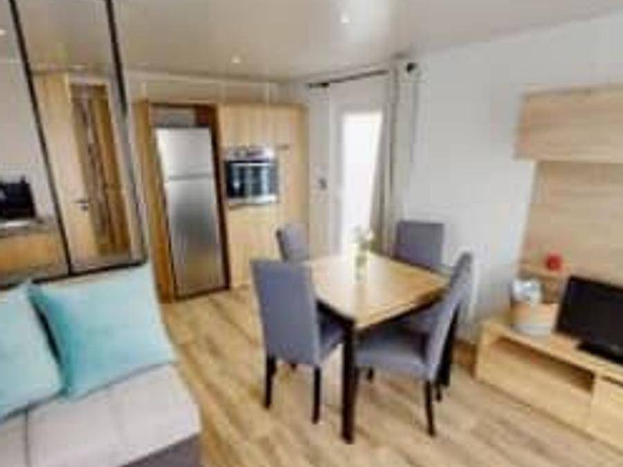 Siblu Camping Duinzicht - Chalet 6 personen - Chalet Large 3 Schlafzimmer mit Terrasse (6 Personen) in Dishoek, Koudekerke