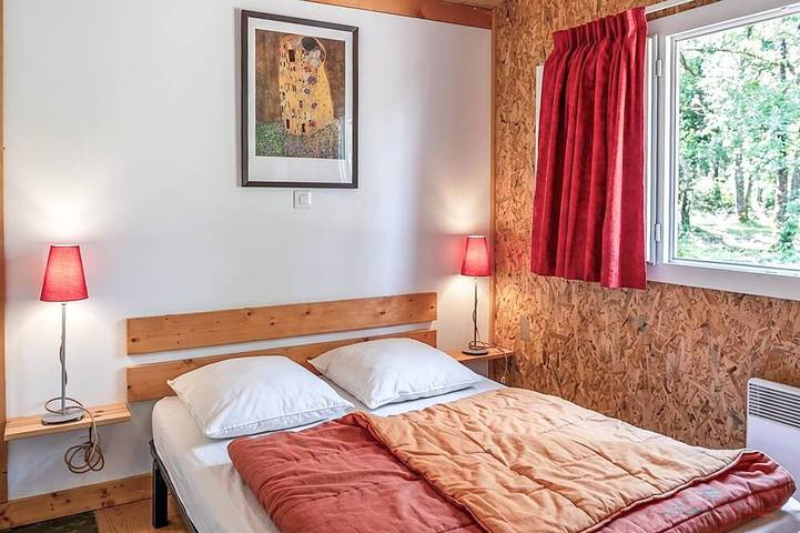 Location de vacances pour 5 personnes, avec piscine et jardin, animaux acceptés à Les Tourrettes - 2