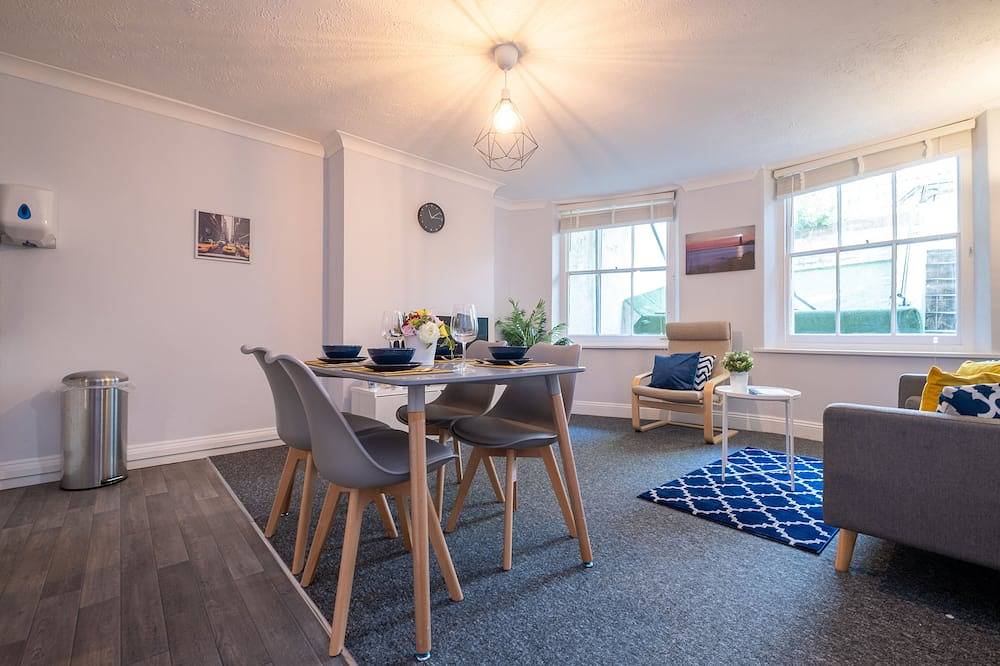 Apartment for 6 People in Hove, Brighton