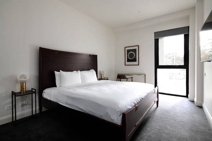 Hôtel pour 2 personnes, avec piscine et jardin dans Kingston - 3