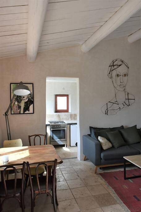 La petite maison des artistes in Séguret, Vaucluse