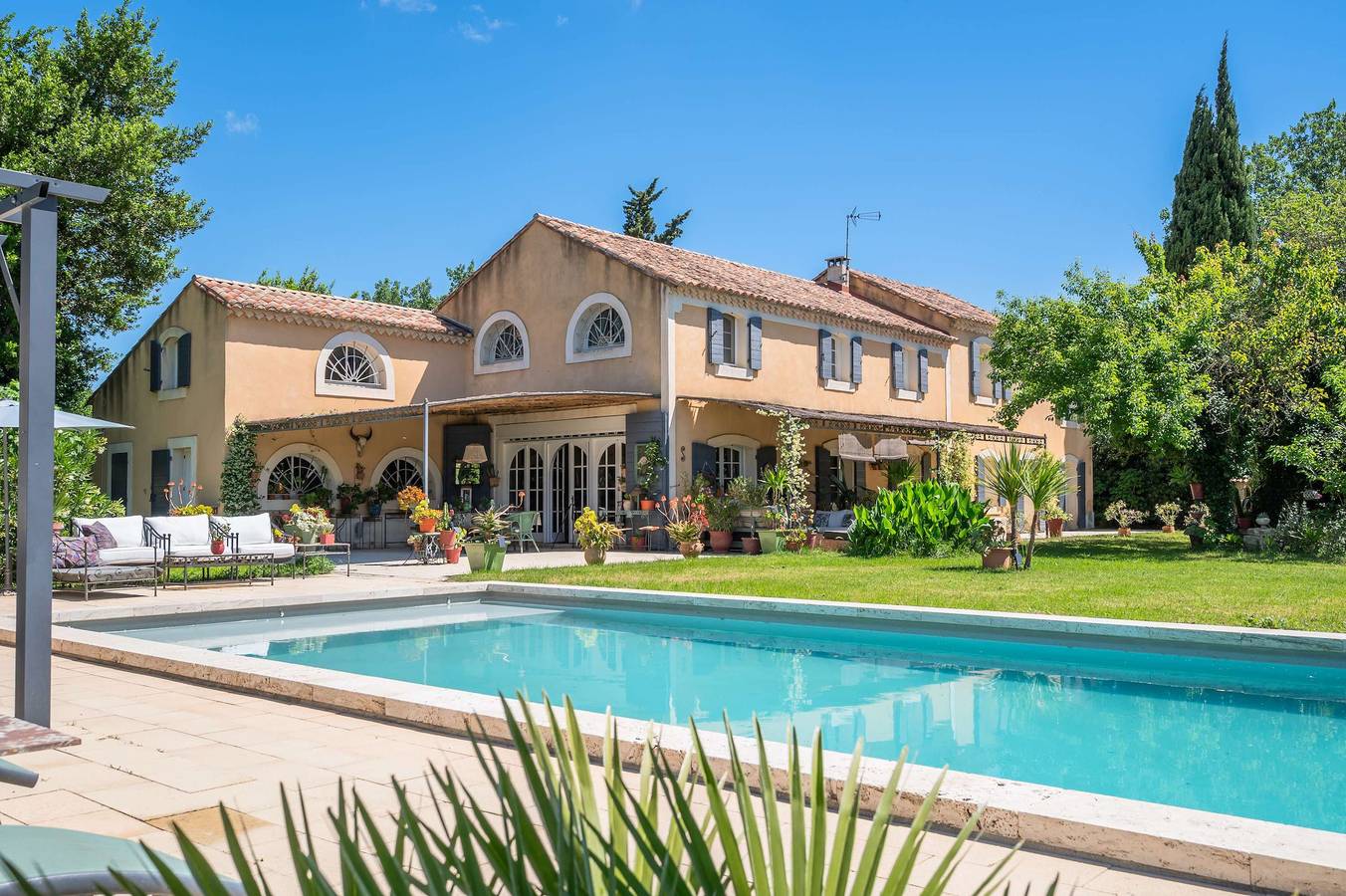 Villa pour 12 personnes avec jardin in Arles, Côte méditerranéenne (France)