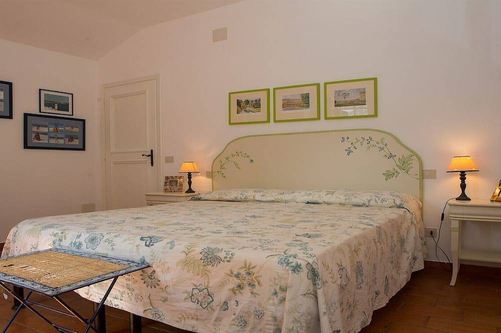 Luxury house with a breath-taking view on Giglio and Giannutri islands in Cala Piccola, Provincia di Grosseto
