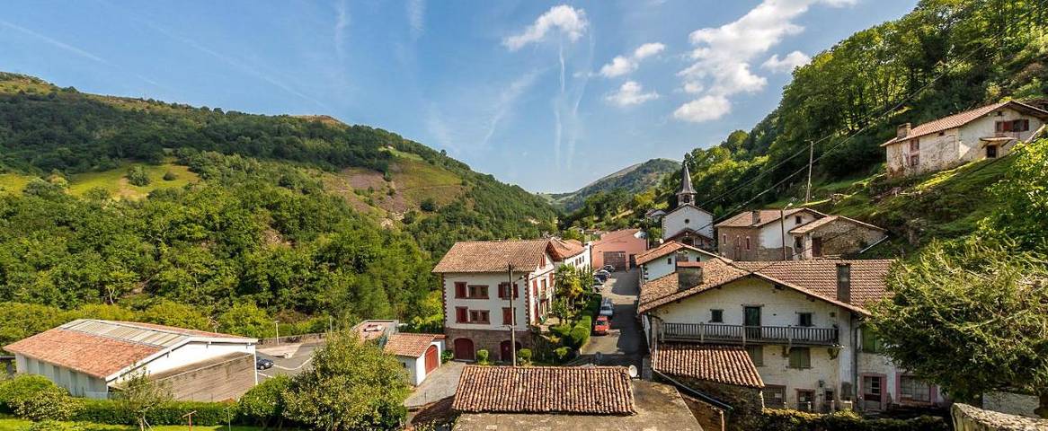 Hôtel pour 3 personnes, avec terrasse dans Banca - 2
