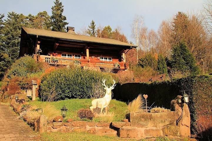 Chalet pour 8 personnes, avec balcon et jardin - 1