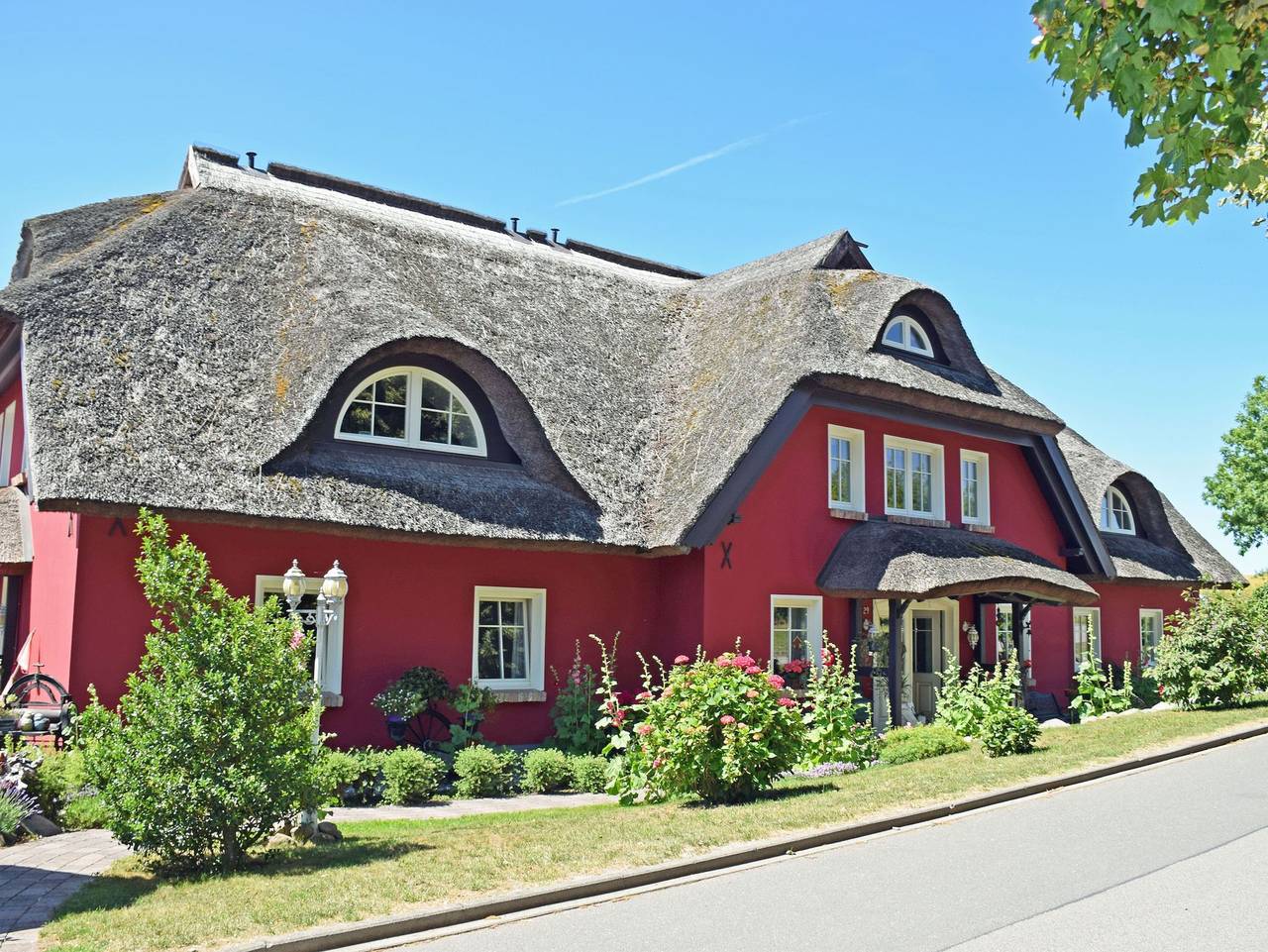 Ganze Ferienwohnung, Karolas Landhus unterm Reetdach in Alt Reddevitz, Mönchgut