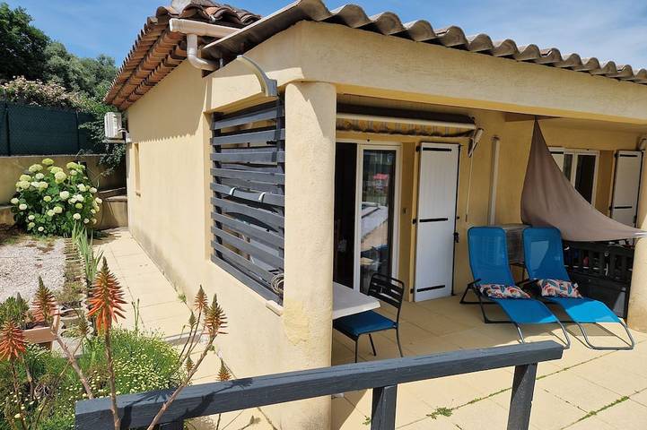 Appartement de vacances pour 2 personnes, avec terrasse et piscine - 1