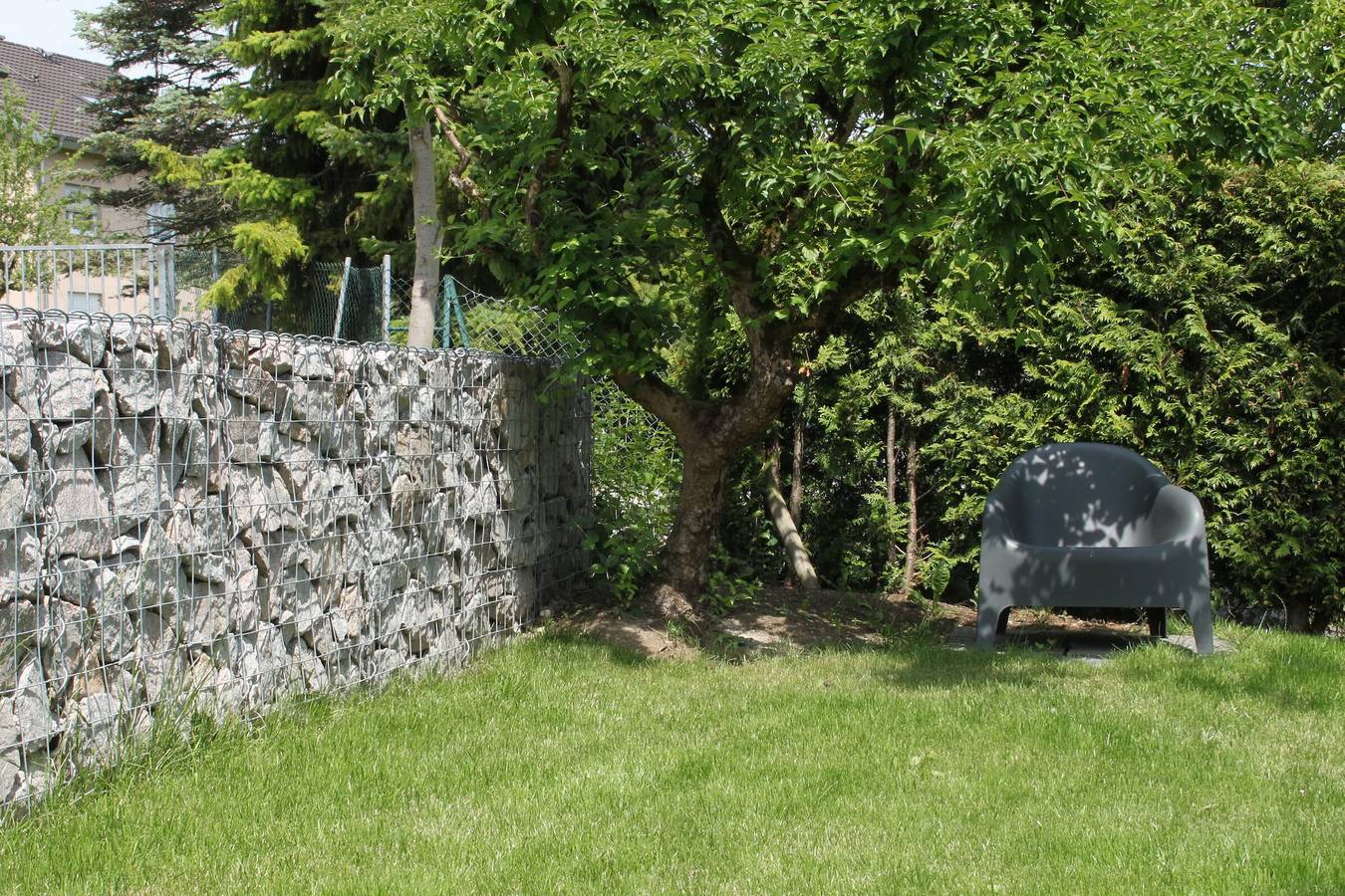 Ganze Ferienwohnung, Grimm's Lodge - 1-Raum-Apartment in Lörrach, Südschwarzwald