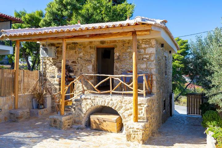 Location de vacances pour 3 personnes, avec terrasse et jardin à Messine - 2