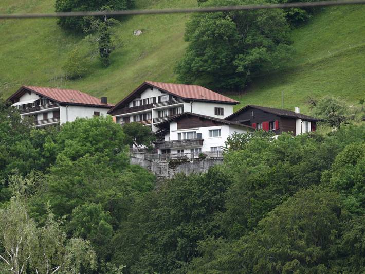 Ferienwohnung für 2 Personen, mit Terrasse und Ausblick in Graubünden