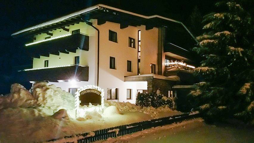 Ferienwohnung für 8 Personen, mit Balkon und Garten