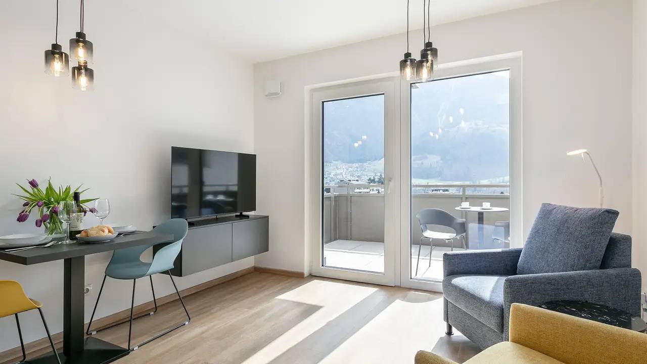 Geheel vakantieappartement, Ferienwohnung für 3 Personen (35 m²) in Jenbach in Jenbach, Bezirk Schwaz