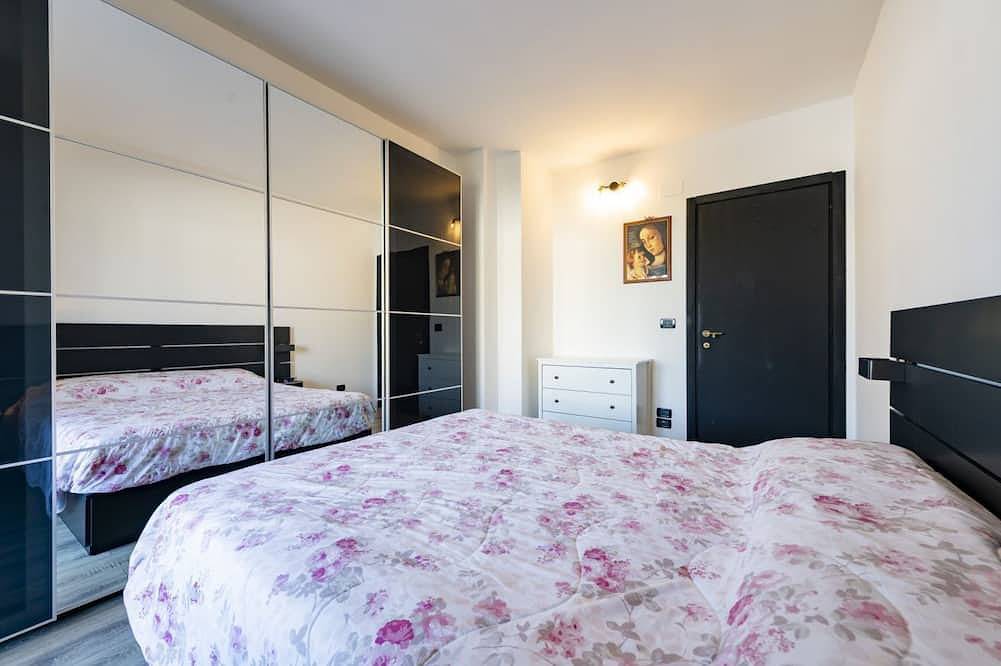 Ganze Wohnung, Guesthost - Cozy Flat 700mt from the Sea + Parking in Francavilla al Mare, Chieti Provinz