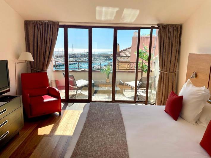 Gîte pour 2 personnes, avec vue et terrasse dans Port De Cassis - 2