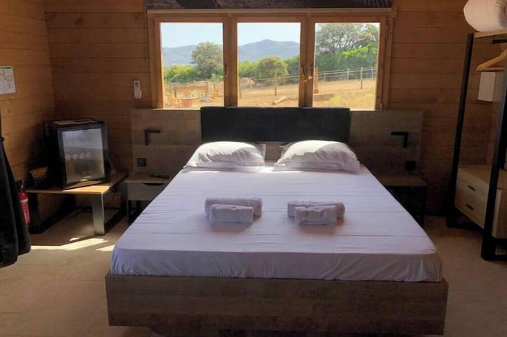 Gîte pour 2 personnes, avec jardin et terrasse à Occhiatana - 2