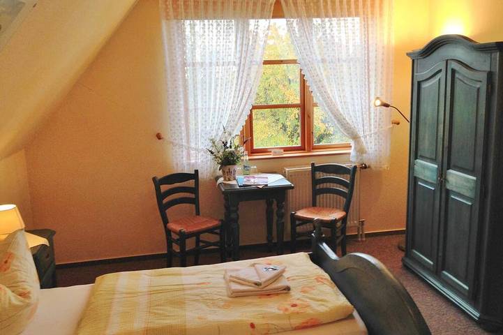 Cottage für 2 Personen, mit Garten, mit Haustier in Middelhagen - 4