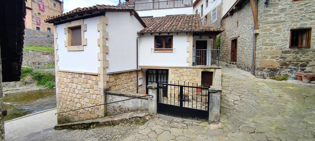 Gîte pour 4 personnes, avec vue, adapté aux familles à Potes - 2