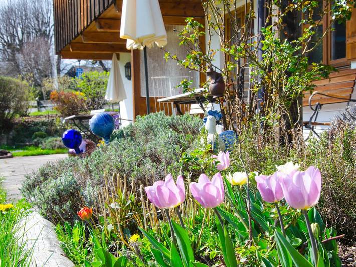 Ferienwohnung für 2 Personen, mit Terrasse und Garten sowie Seeblick und Ausblick am Tegernsee - 4