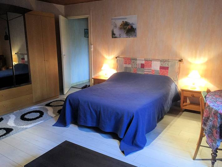 Gîte pour 2 personnes, avec jardin dans le Jura - 4