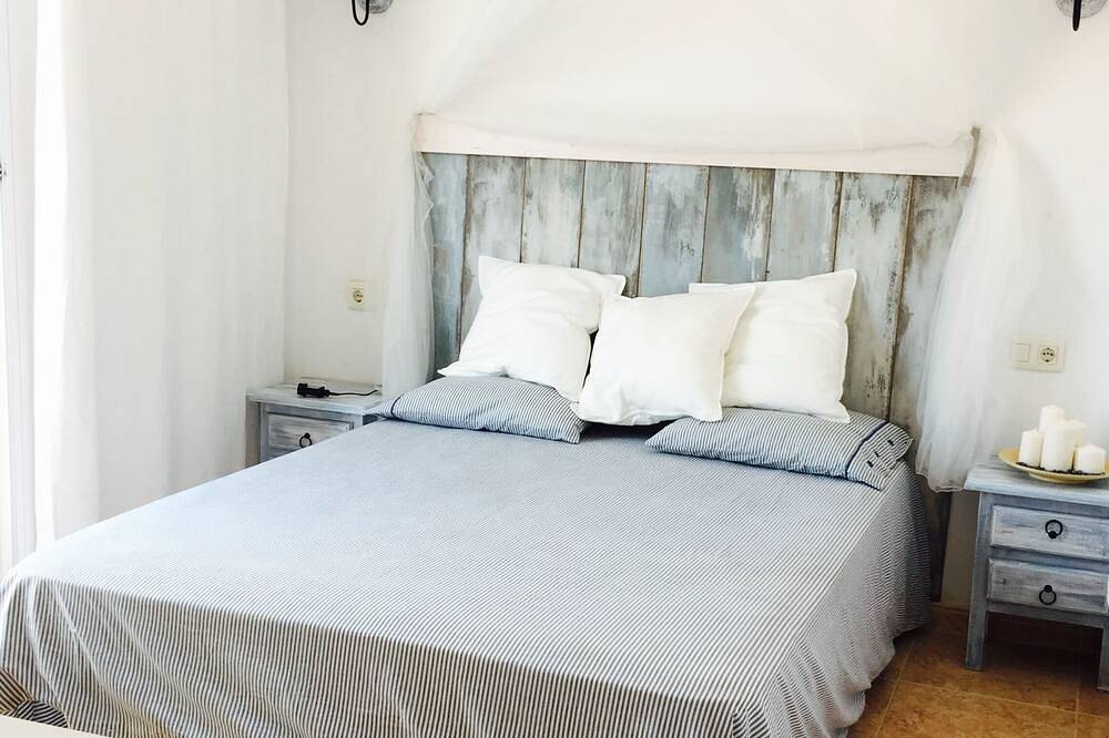 Apartamento entero, Apartamento con encanto en la Colonia de St Jordi, ¡A dos minutos de la playa ! in Playa d'es Port, Ses Salines