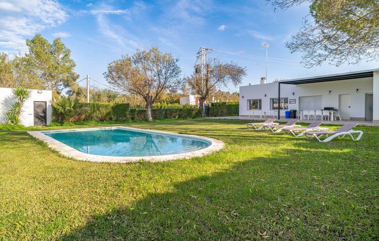 Appartement de luxe avec piscine et barbecue, près de Villamartín in Villamartín, Pueblos Blancos