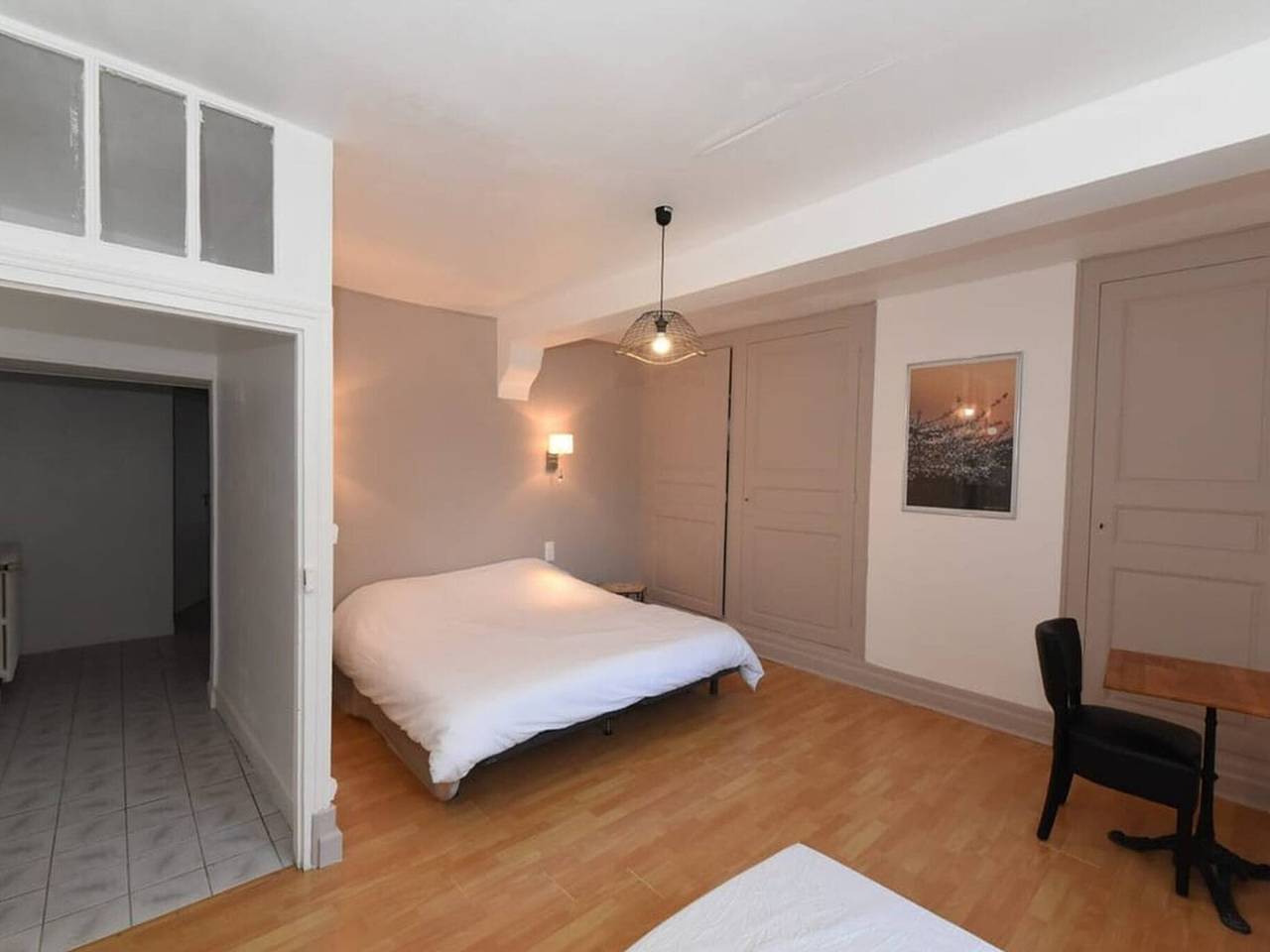 Maison Familiale avec Spa et Sauna à Coulanges in Coulanges-la-Vineuse, Région d'Auxerre