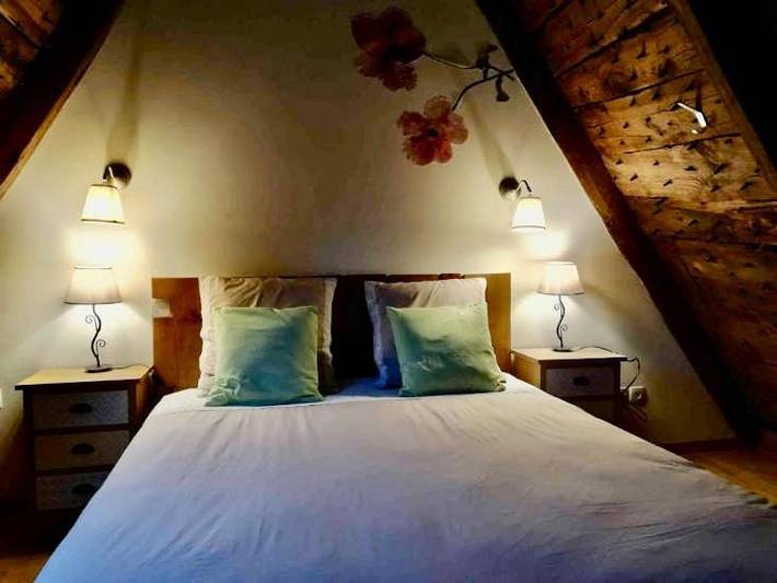 Location de vacances pour 3 personnes, avec jardin ainsi que piscine et vue à Cassaniouze - 4