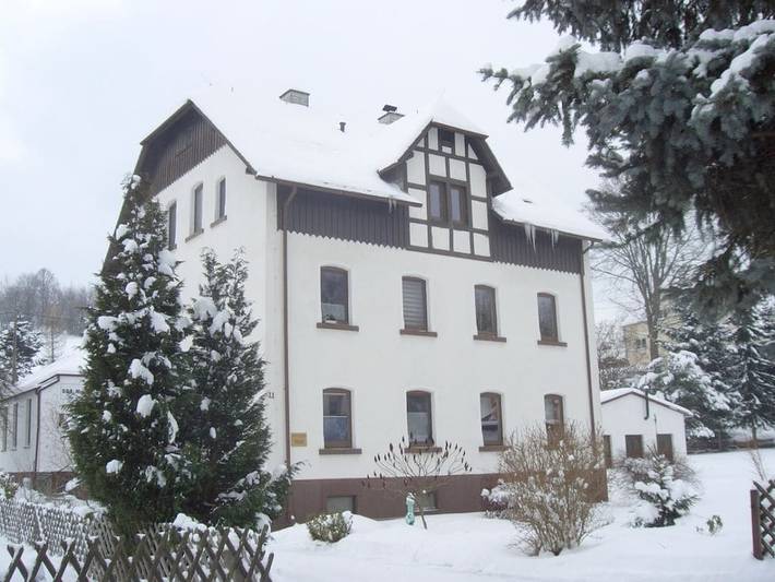 Ferienhaus für 4 Personen, mit Terrasse und Garten