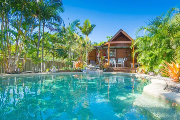 Ferienwohnung für 2 Personen, mit Pool und Garten - 1