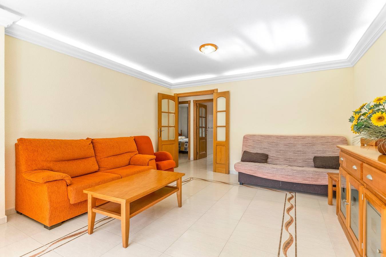 Entire apartment, Apartment 'Villas De Frente Marino Area 7' with Shared Pool, Wi-Fi and Air Conditioning in Los Miradores del Puerto, San Javier