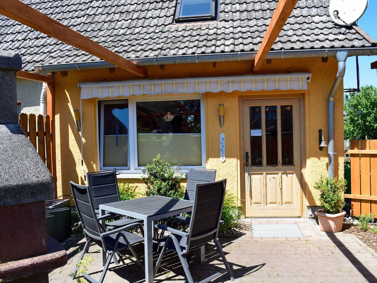 Ganze Ferienwohnung, Ferienhaus in idyllisch ruhiger Randlage - Ferienhaus in Ribnitz-Damgarten, Vorpommern