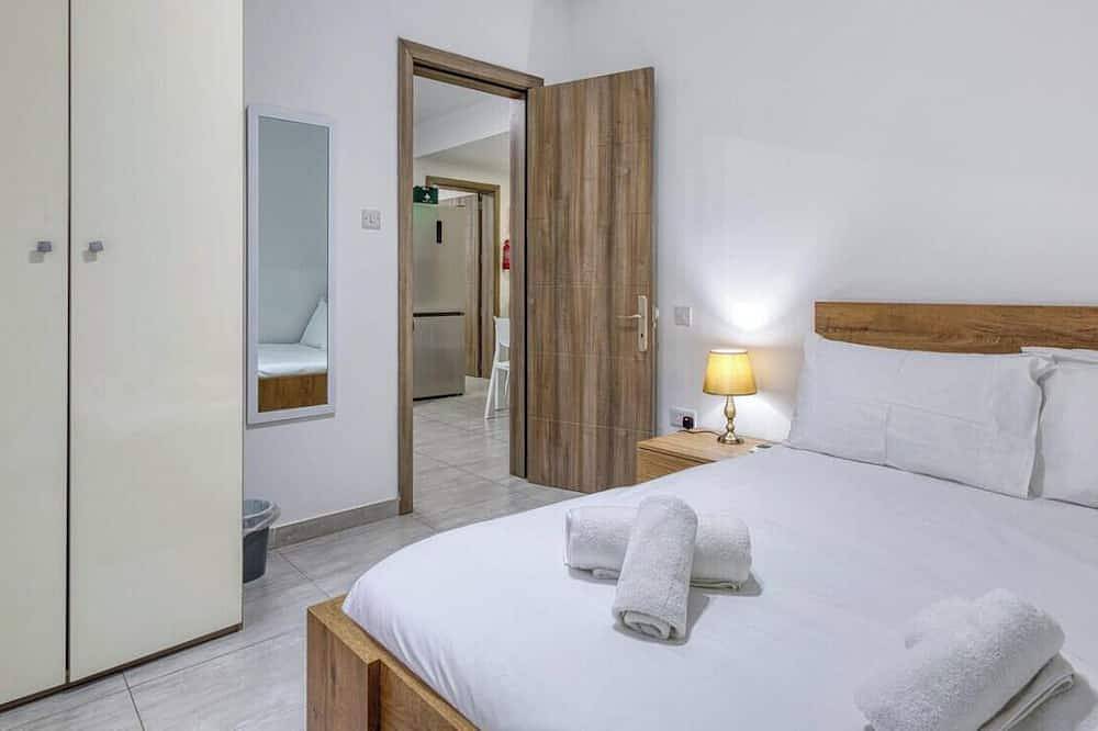 Geheel appartement, Prime Paceville Spot with Group-Friendly Space! in Paceville, San Giljan