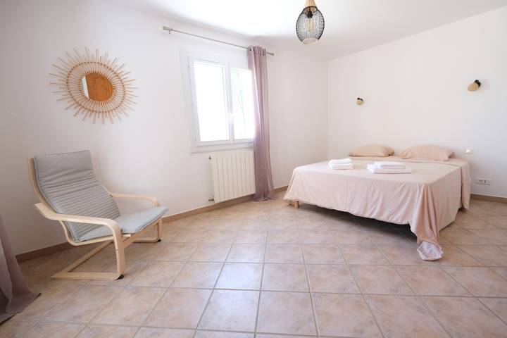 Location de vacances pour 6 personnes, avec jardin à Saint-Rémy-de-Provence - 4