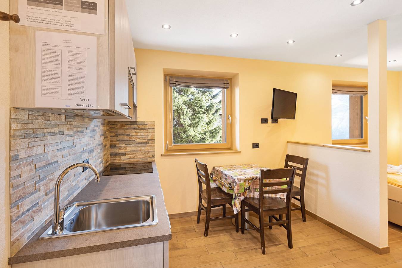 Ganzes Studio, Haustierfreundliche Ferienwohnung Angelina Casa Claudia mit Bergblick und Wlan in Livigno, Nationalpark Stilfser Joch